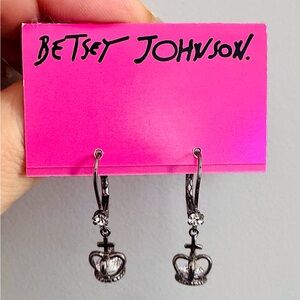 Betsey Johnson Black Crown Earrings